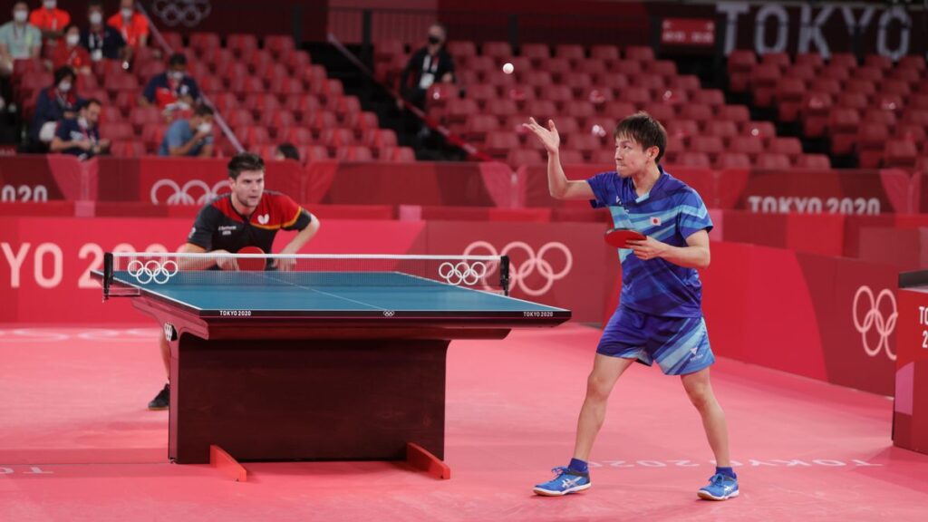 男子シングルス4回戦に臨んだ丹羽孝希【ITTF】