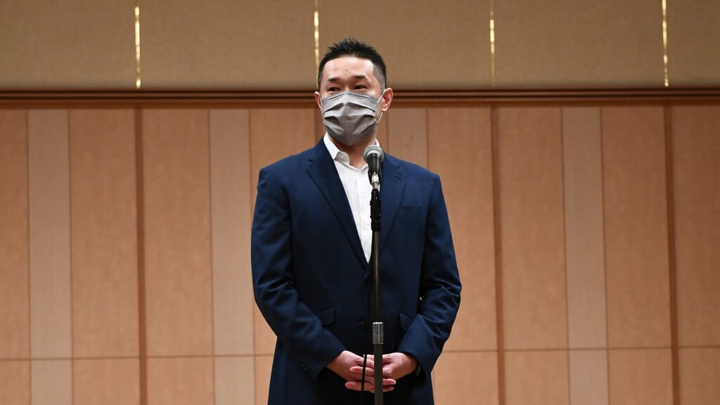 五輪報告会で新監督就任の決意を語る田㔟監督【JTTA】