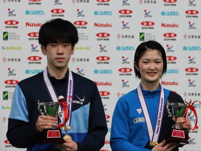 全日本ジュニア優勝 （左）吉山僚一、（右）木原美悠