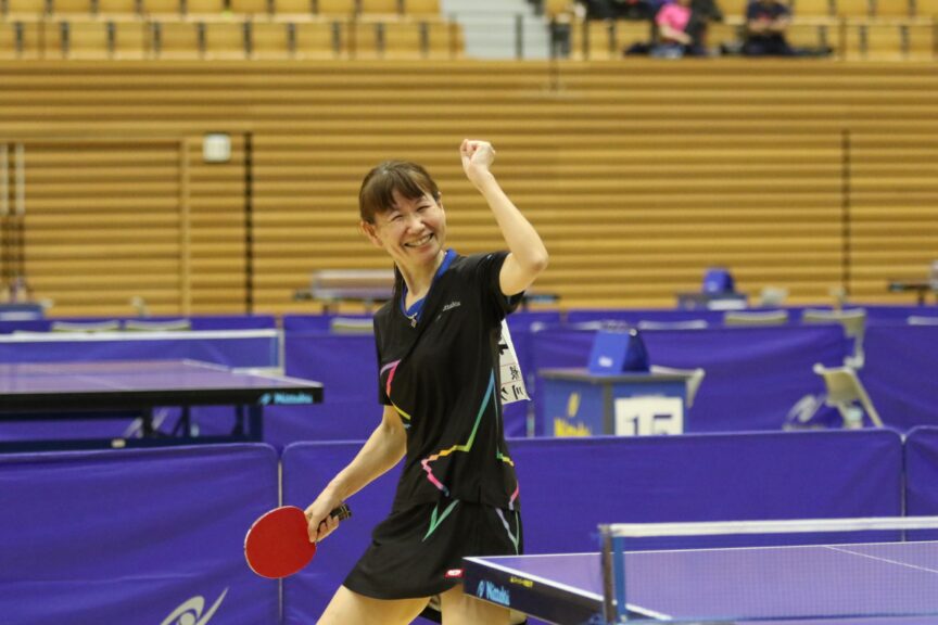 女子シングルス50優勝　　山崎規子（斐川クラブ）　優勝の瞬間