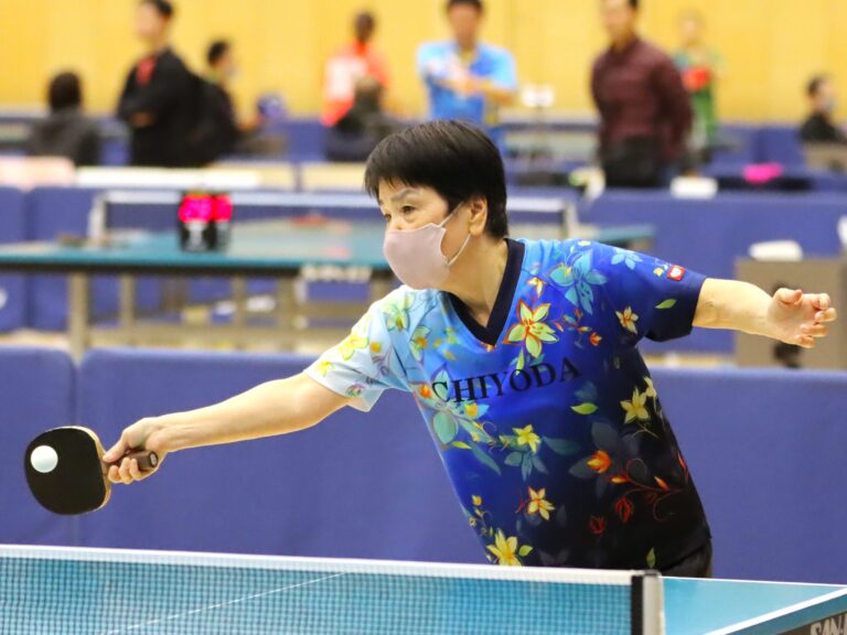 高橋邦子(千代田クラブ)が地元千葉で女子ハイセブンティを制覇