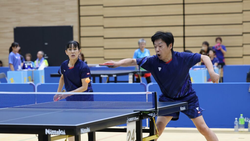 混合ダブルス130優勝 十川早苗/藤浦哲夫(さくら卓研・徳島)
 十川は嬉しいバースデー優勝