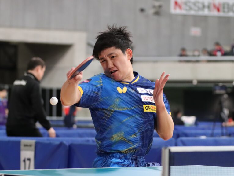 連覇に向けて好発進を切った張本智和(智和企画)